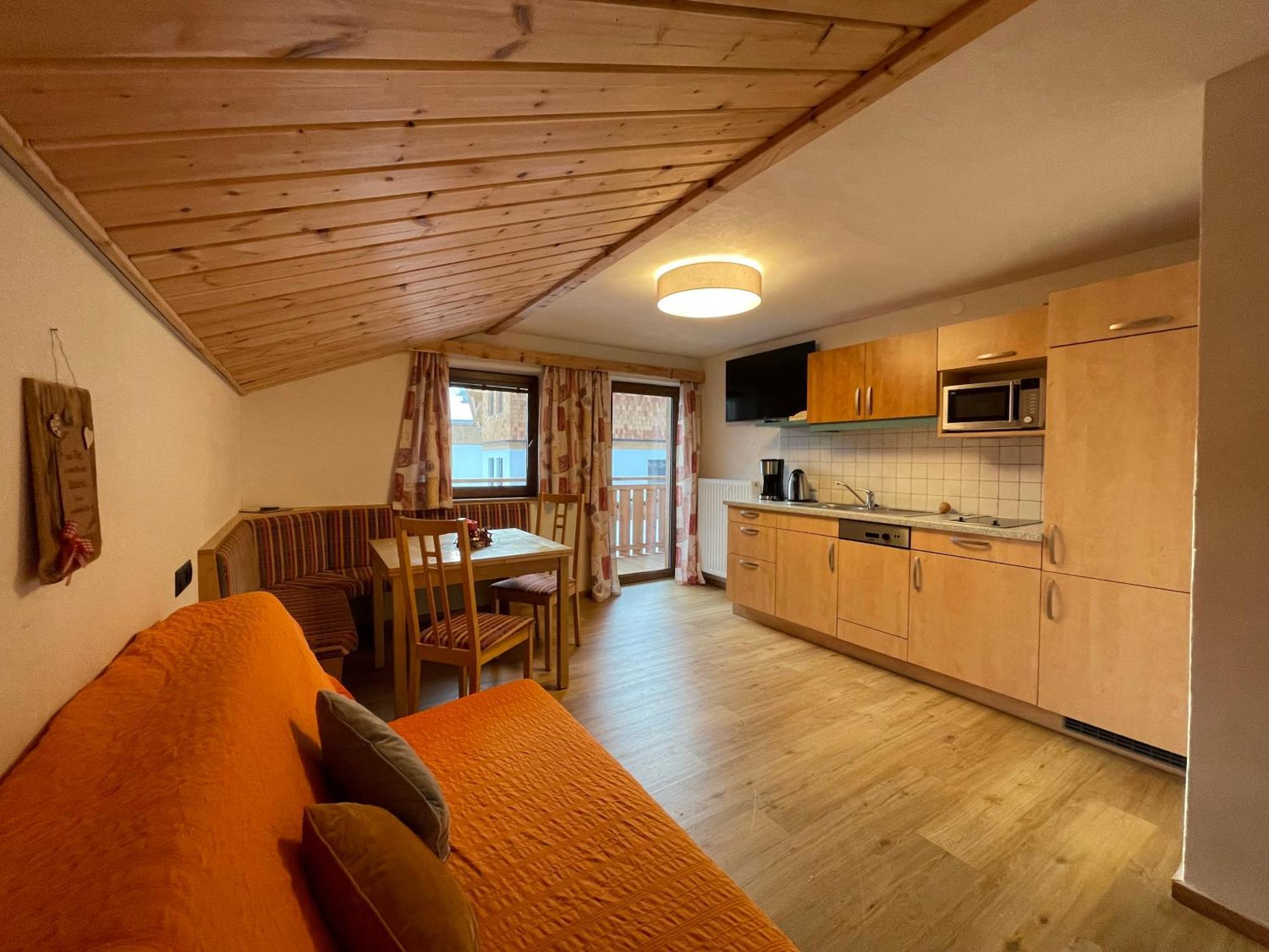 Haus Walch Bed & Breakfast Elbigenalp Room photo